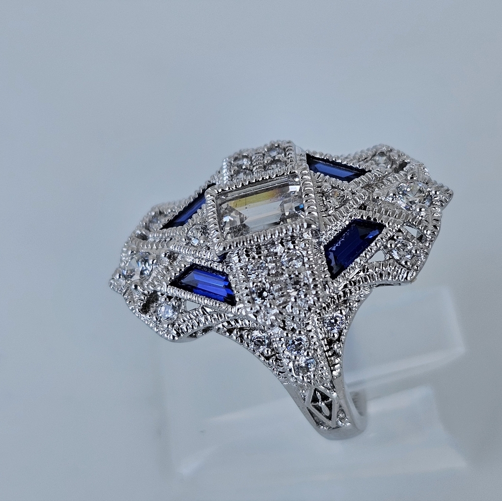 Beautiful Blue Sapphire & White Diamond Simulant Sterling Silver Ring Sz 6! - Picture 11 of 12